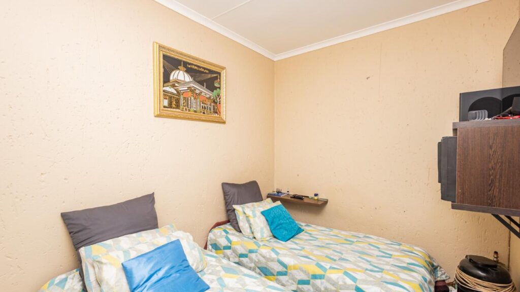3 Bedroom Townhouse for Sale in Amorosa image 3