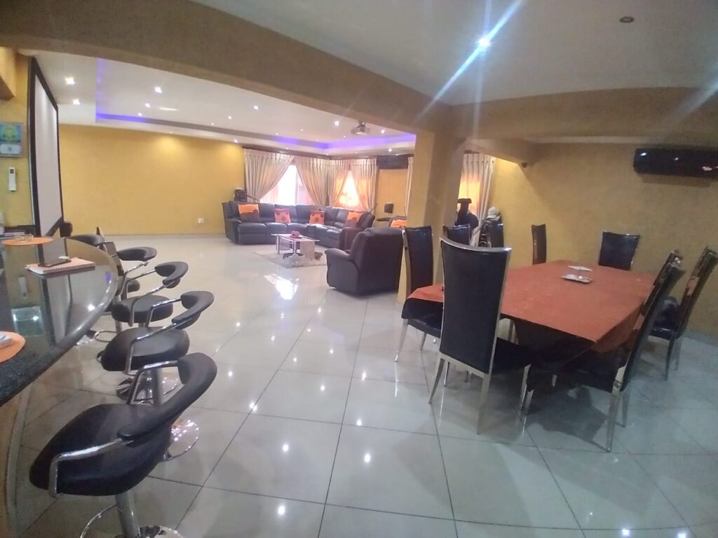 4 Bedroom House for Sale in Zakariyya Park image 2